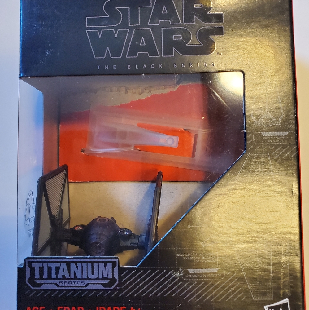 Star Wars Imperial Shuttle Titanium Series Collection